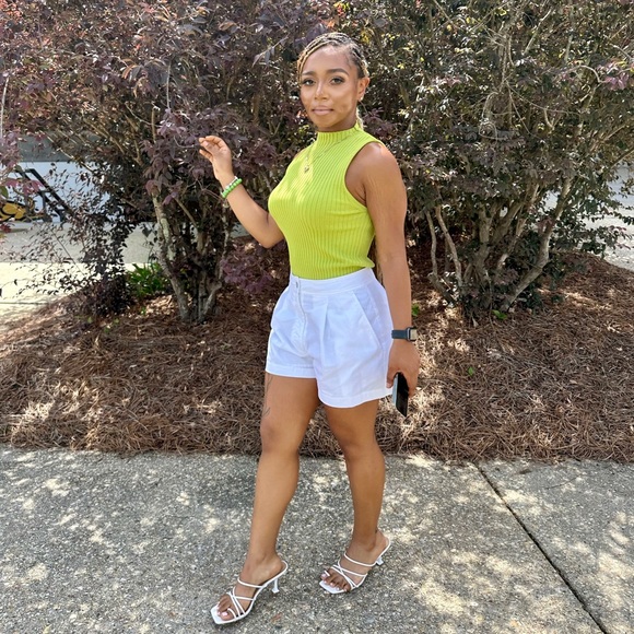 Meet your Posher, Amanda - Picture 1 of 1